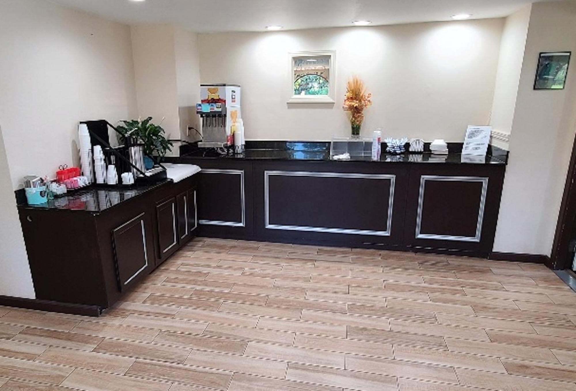 Red Roof Inn & Suites Roma Dış mekan fotoğraf
