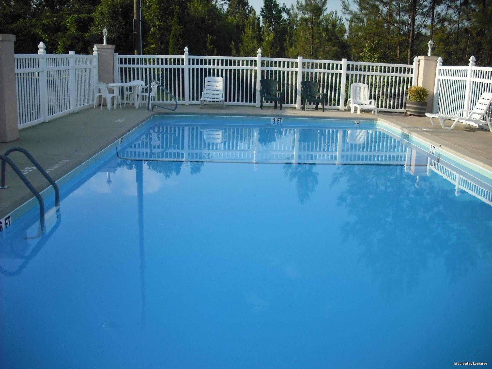 Red Roof Inn & Suites Roma Dış mekan fotoğraf