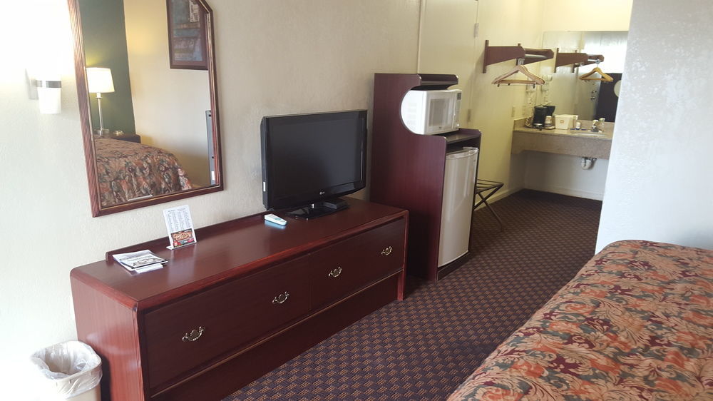 Red Roof Inn & Suites Roma Dış mekan fotoğraf